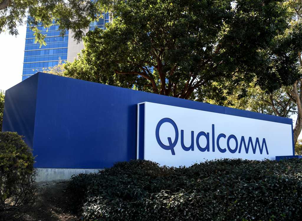 Qualcomm sign